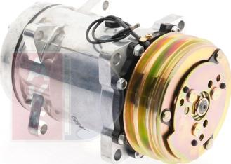 AKS Dasis 858454N - Compressor, air conditioning autospares.lv