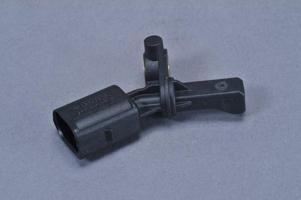 Automega 150043810 - Sensor, wheel speed autospares.lv