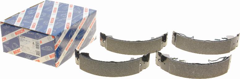 BOSCH 0 986 487 703 - Brake Shoe Set autospares.lv