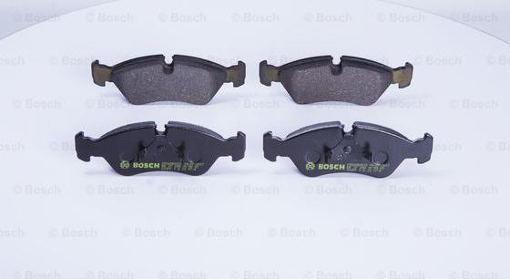 BOSCH 0 986 BB0 033 - Brake Pad Set, disc brake autospares.lv