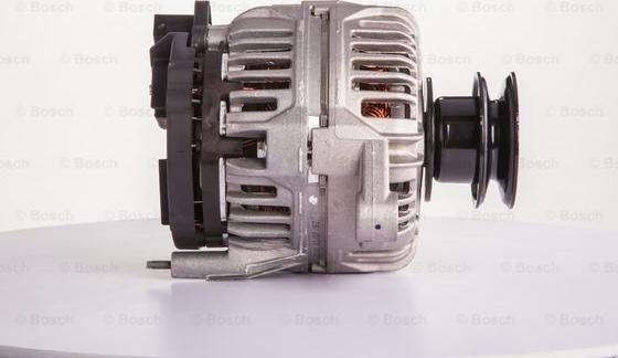 BOSCH 0 124 325 042 - Alternator autospares.lv