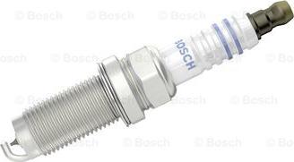 BOSCH 0 242 240 698 - Spark Plug autospares.lv