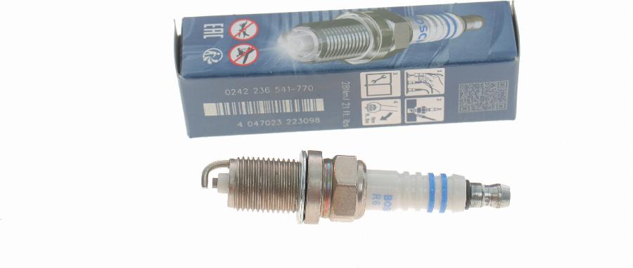 BOSCH 0 242 236 541 - Spark Plug autospares.lv