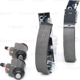 BOSCH 0 204 114 584 - Brake Shoe Set autospares.lv