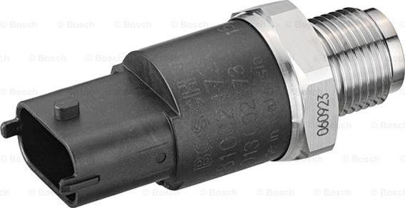 BOSCH 0 281 002 472 - Sensor, fuel pressure autospares.lv