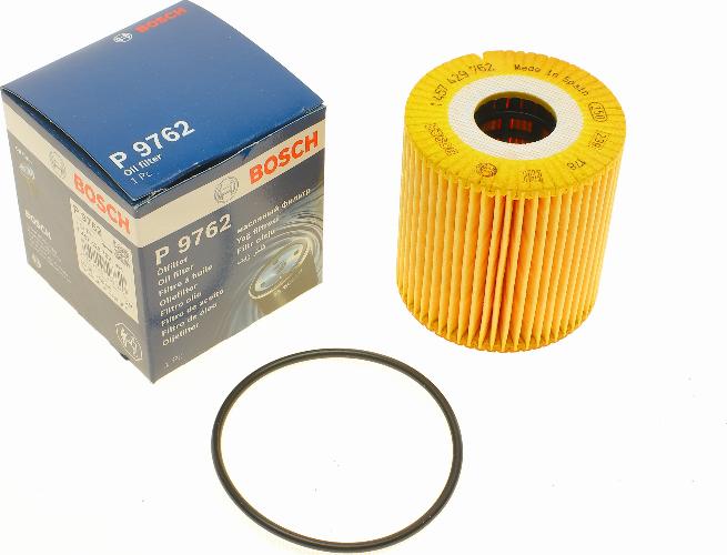 BOSCH 1 457 429 762 - Oil Filter autospares.lv