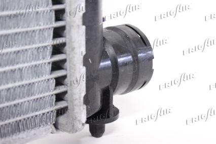 Frigair 0104.3040 - Radiator, engine cooling autospares.lv