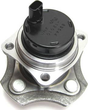 GMB GH32585 - Wheel Hub autospares.lv