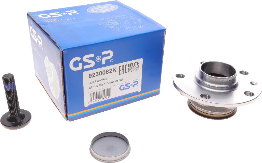 GSP 9230082K - Wheel hub, bearing Kit autospares.lv