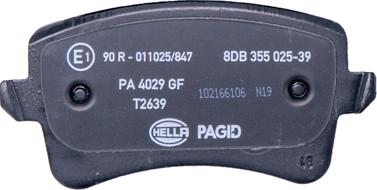 HELLA PAGID 8DB 355 025-391 - Brake Pad Set, disc brake autospares.lv