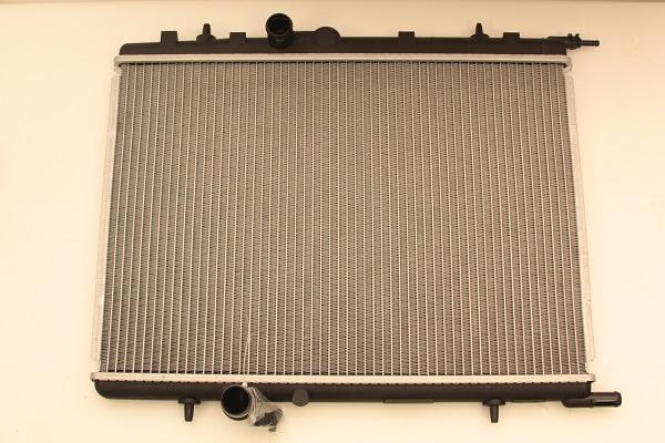 Klaxcar France 80018B - Radiator, engine cooling autospares.lv