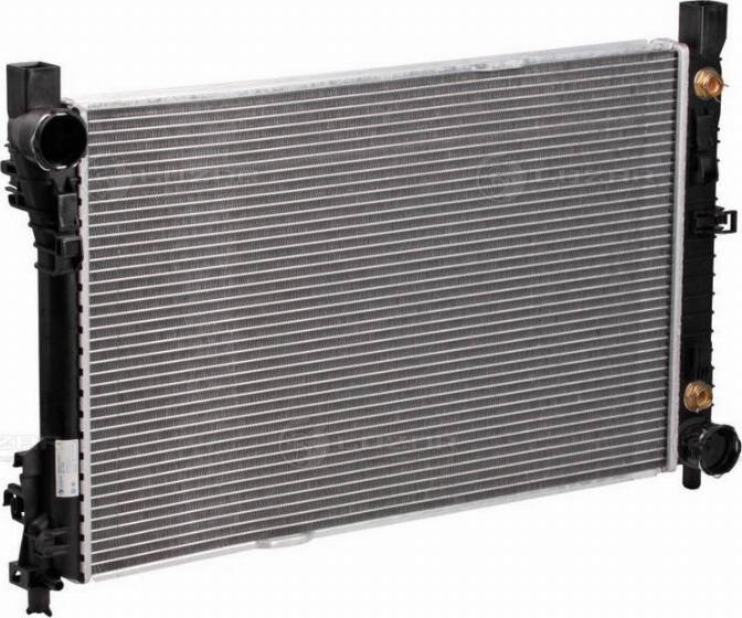 Luzar LRc 15103 - Radiator, engine cooling autospares.lv