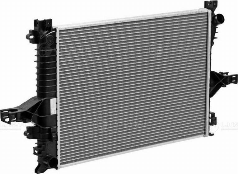 Luzar LRc 1056 - Radiator, engine cooling autospares.lv