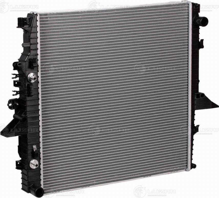 Luzar LRc 10159 - Radiator, engine cooling autospares.lv