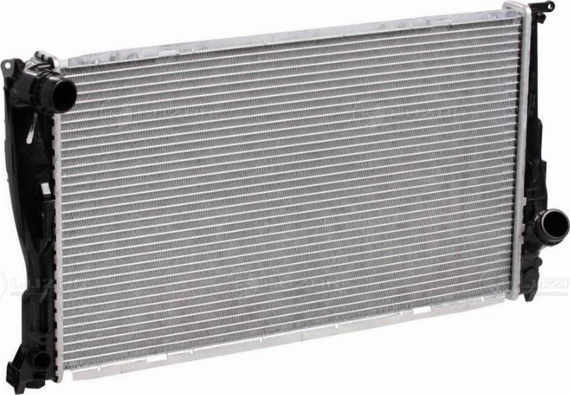 Luzar LRc 26103 - Radiator, engine cooling autospares.lv