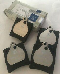 Mercedes-Benz A0024205220 - Brake Pad Set, disc brake autospares.lv