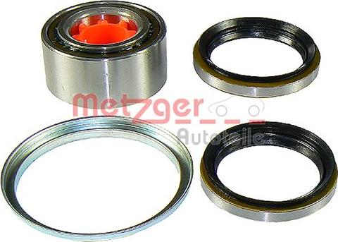 Metzger WM 946 - Wheel hub, bearing Kit autospares.lv