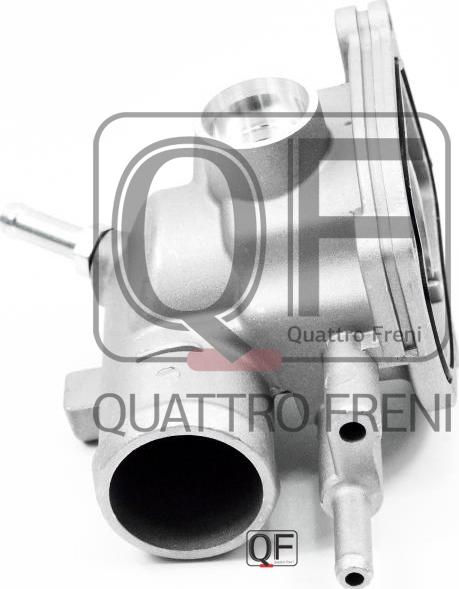 Quattro Freni QF15A00078 - Coolant thermostat / housing autospares.lv