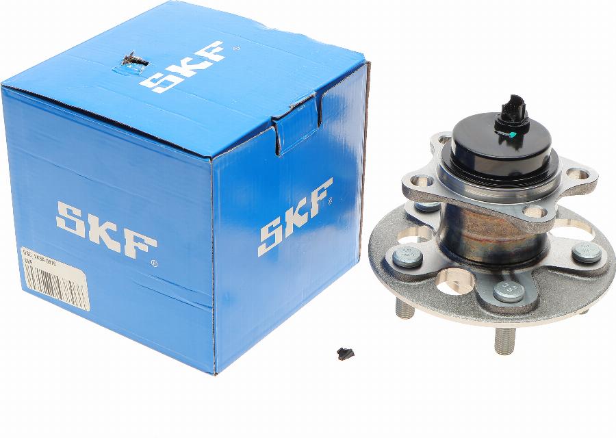 SKF VKBA 6876 - Wheel hub, bearing Kit autospares.lv