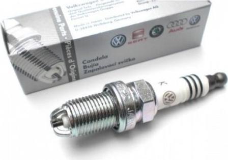 Skoda 101 000 033 AA - Spark Plug autospares.lv