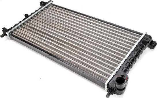 Thermotec D7P042TT - Radiator, engine cooling autospares.lv