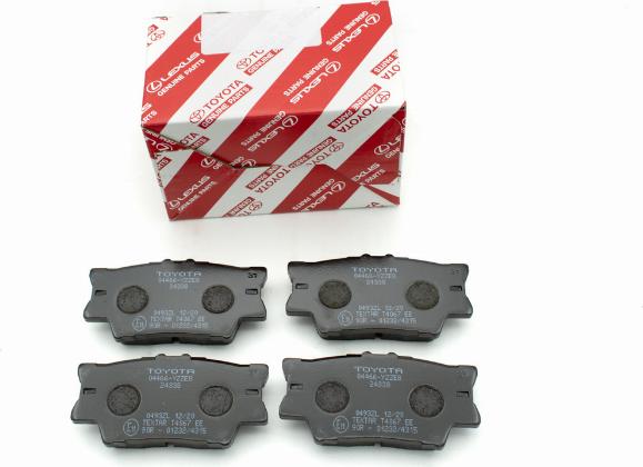 TOYOTA 04466YZZE8 - Brake Pad Set, disc brake autospares.lv