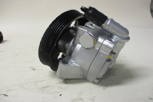 URW 32-76596 - Hydraulic Pump, steering system autospares.lv