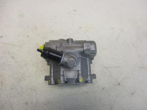 URW 32-71556 - Hydraulic Pump, steering system autospares.lv