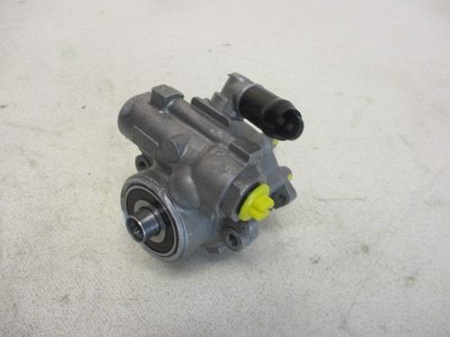 URW 32-71556 - Hydraulic Pump, steering system autospares.lv