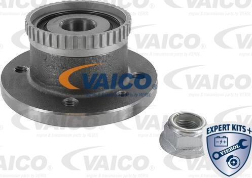 VAICO V46-0450 - Wheel hub, bearing Kit autospares.lv