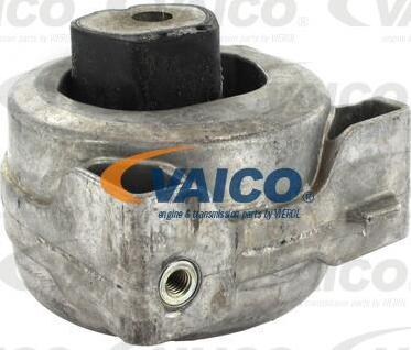 VAICO V30-0032 - Holder, engine mounting autospares.lv