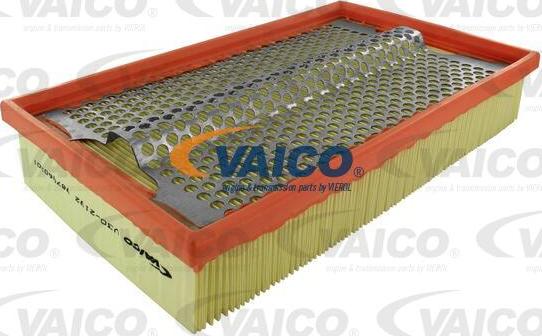 VAICO V30-2192 - Air Filter, engine autospares.lv