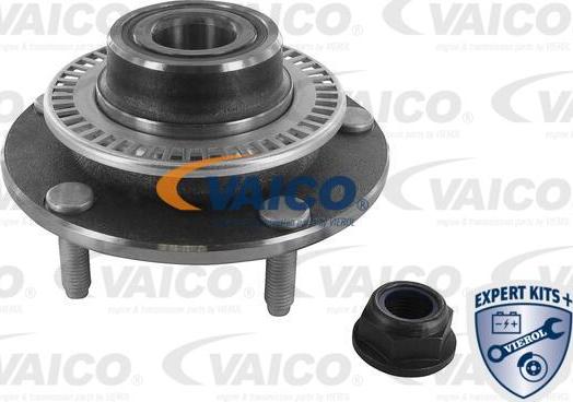 VAICO V25-0467 - Wheel hub, bearing Kit autospares.lv