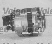 Valeo 437120 - Alternator autospares.lv