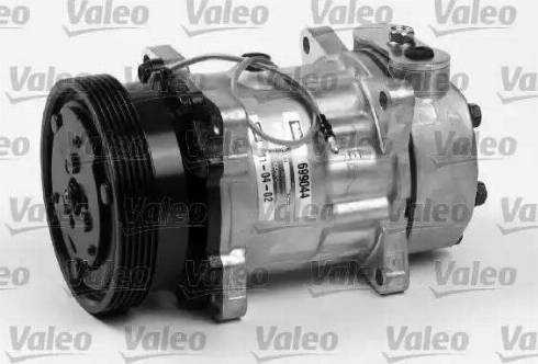 Valeo 699044 - Compressor, air conditioning autospares.lv