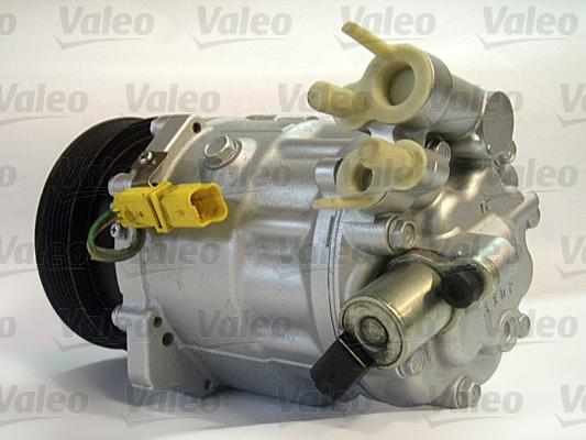 Valeo 813715 - Compressor, air conditioning autospares.lv