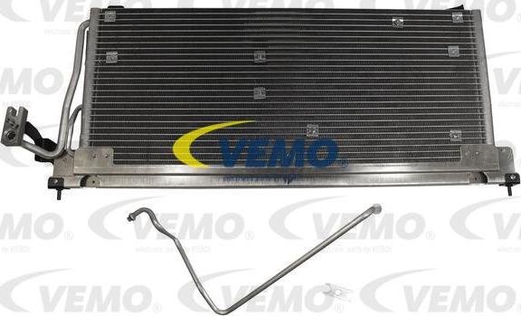 Vemo V40-62-0002 - Condenser, air conditioning autospares.lv