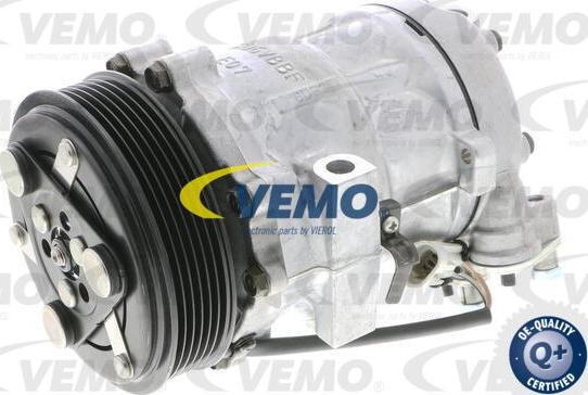 Vemo V40-15-0028 - Compressor, air conditioning autospares.lv