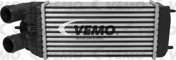 Vemo V42-60-0003 - Intercooler, charger autospares.lv