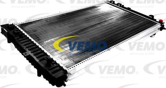 Vemo V15-60-5041 - Radiator, engine cooling autospares.lv