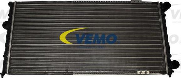 Vemo V15-60-5058 - Radiator, engine cooling autospares.lv