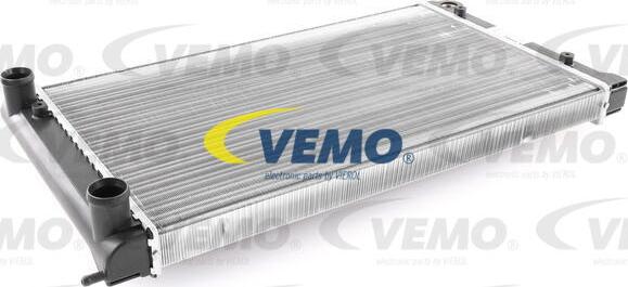 Vemo V15-60-5015 - Radiator, engine cooling autospares.lv