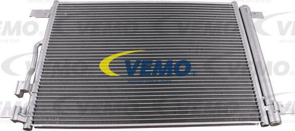 Vemo V15-62-1054 - Condenser, air conditioning autospares.lv