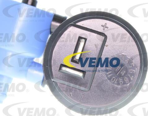 Vemo V10-08-0205 - Water Pump, window cleaning autospares.lv