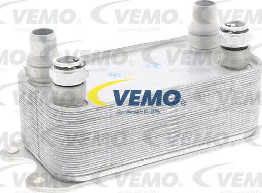 Vemo V30-60-1316 - Oil Cooler, engine oil autospares.lv