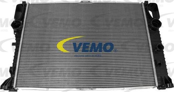 Vemo V30-60-1290 - Radiator, engine cooling autospares.lv