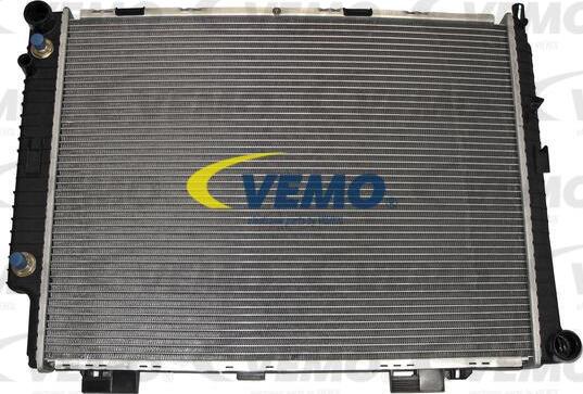 Vemo V30-60-1285 - Radiator, engine cooling autospares.lv