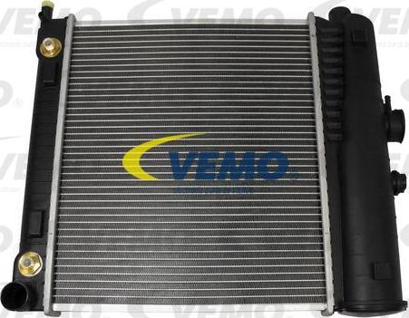 Vemo V30-60-1237 - Radiator, engine cooling autospares.lv