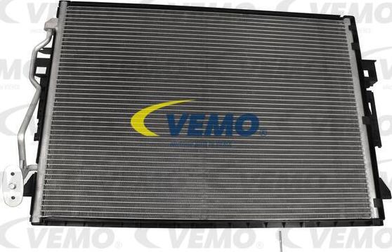 Vemo V30-62-1049 - Condenser, air conditioning autospares.lv