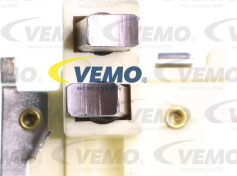 Vemo V30-77-0009 - Voltage regulator, alternator autospares.lv